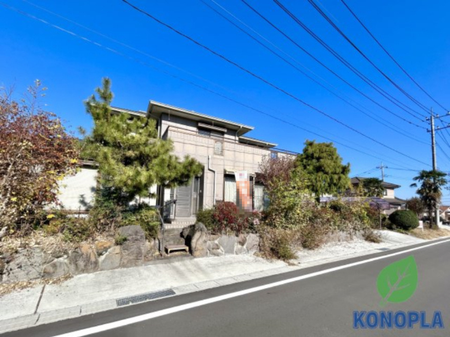 【中古戸建】安中市郷原の外観|■外観｜ここから始まる「日常」はご家族にとってかけがえのない時間となります。少しでも豊かに、快適に。