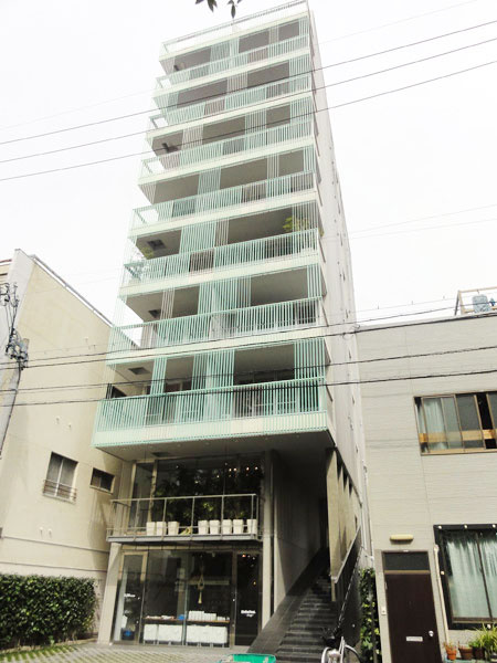ＮＡＧＯＹＡ　ＦＬＡＴの外観