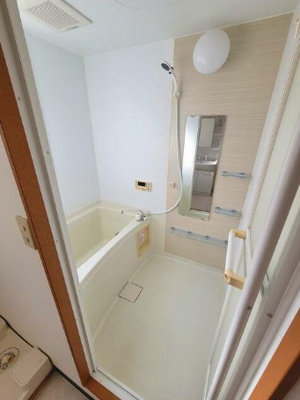 【浴室】 | パラドール東高円寺 | 追い焚き機能付きバス。