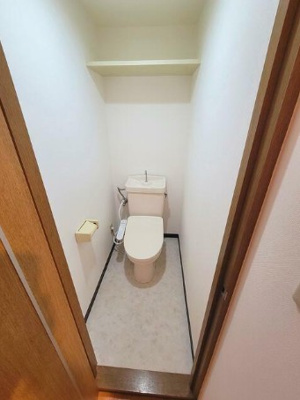 【トイレ】 | パラドール東高円寺 | 温水洗浄便座。