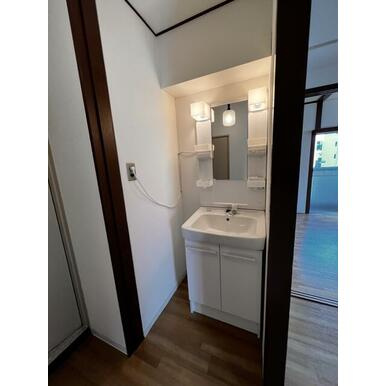 マンショントーアの洗面所