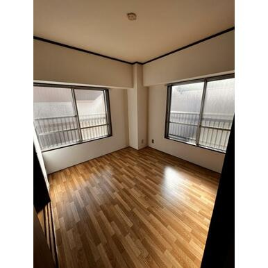 マンショントーアの居間・リビング