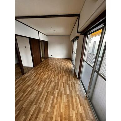 マンショントーアの居間・リビング