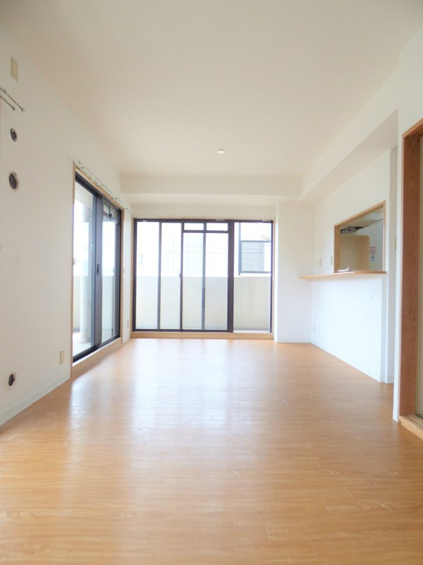 アーバネックス芦屋業平の居間・リビング