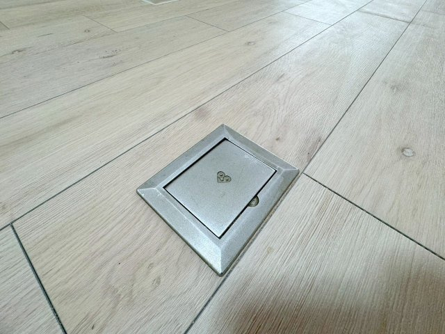 シオザキビルの設備