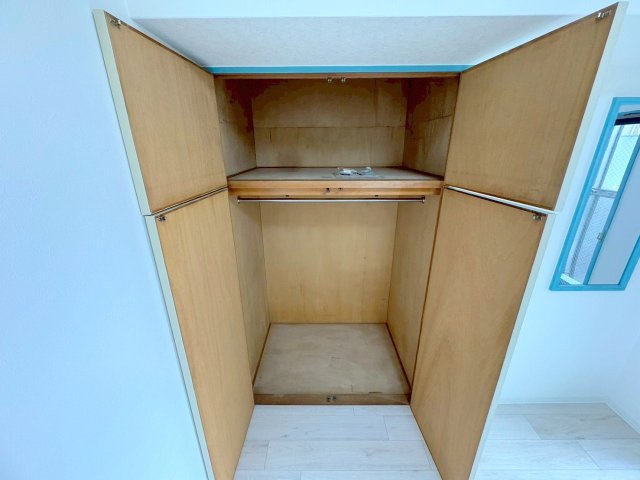 シオザキビルの収納