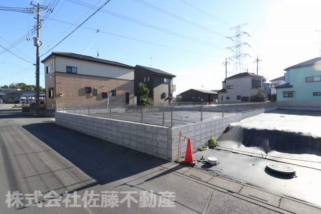 鴻巣市宮前の売地の外観|2025年11月15日 14時頃撮影。北東側道路から撮影した外観です。