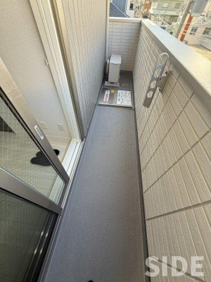 【バルコニー】 | スペチアーレ城北公園