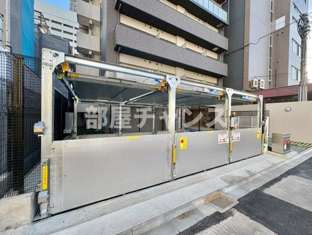 エスリード鶴舞グランパークスの駐車場