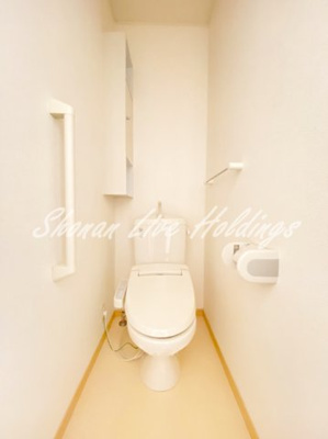 【トイレ】 | ズィーベン久里浜 | バス・トイレ別♪温水洗浄便座付き