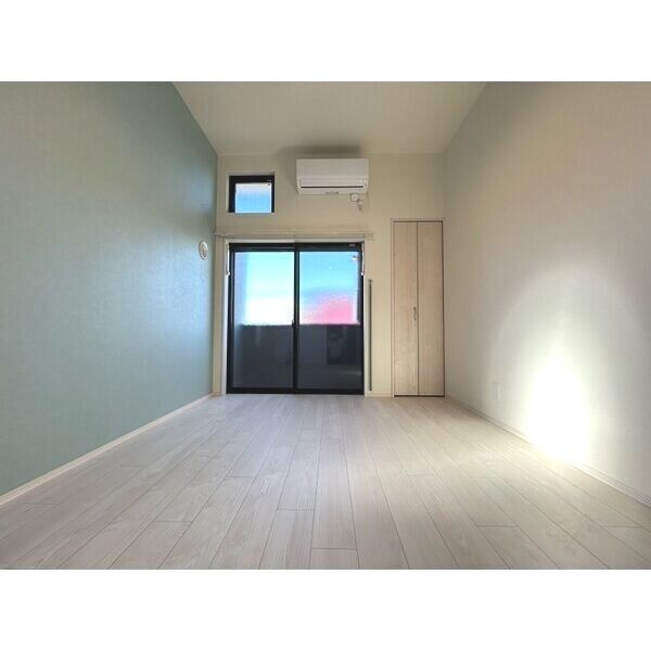 ハーモニーテラス上石川町Ⅵの居間・リビング