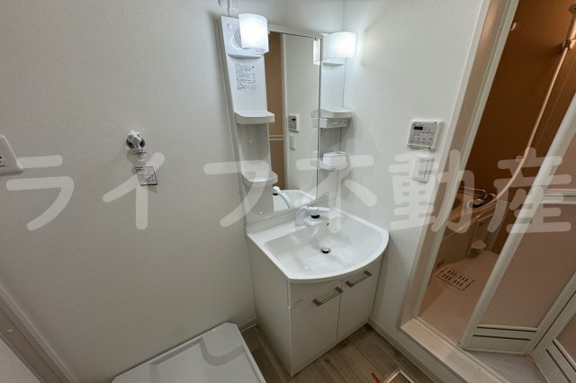 フジパレス俊徳道Ⅲ番館の独立洗面台|朝の身支度には欠かせない独立洗面化粧台
