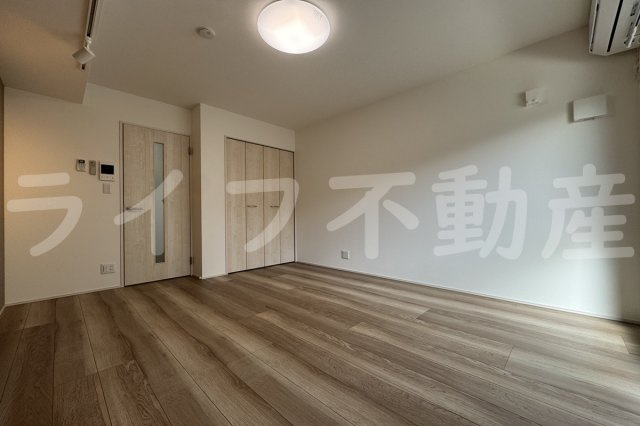 フジパレス俊徳道Ⅲ番館の居間・リビング|使いやすい居間です