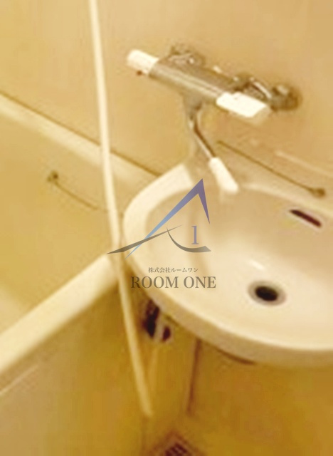 オーエム第一マンションの洗面所|洗面台です。