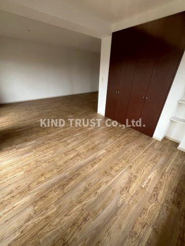 ロイヤルアーク花水都OSAKAの内装|過ごしやすい室内です