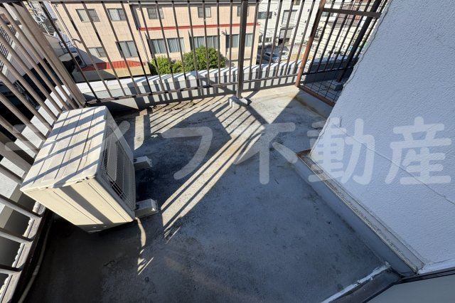 ハイツディーセントのバルコニー|広々としたバルコニーです