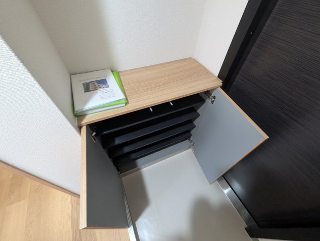 中央日進ビルの収納