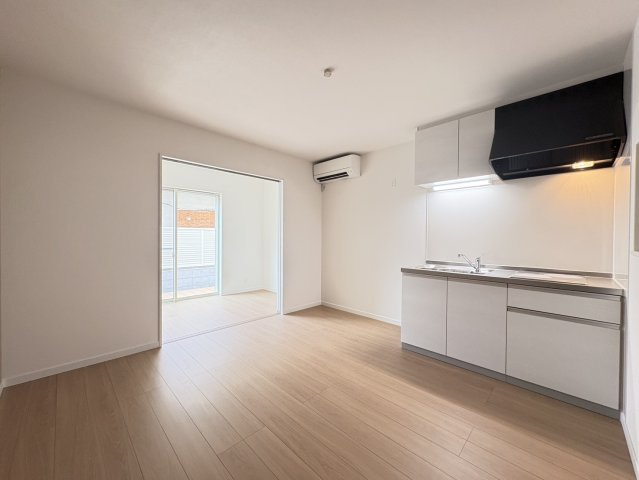 ノブレス西上小阪　の洋室