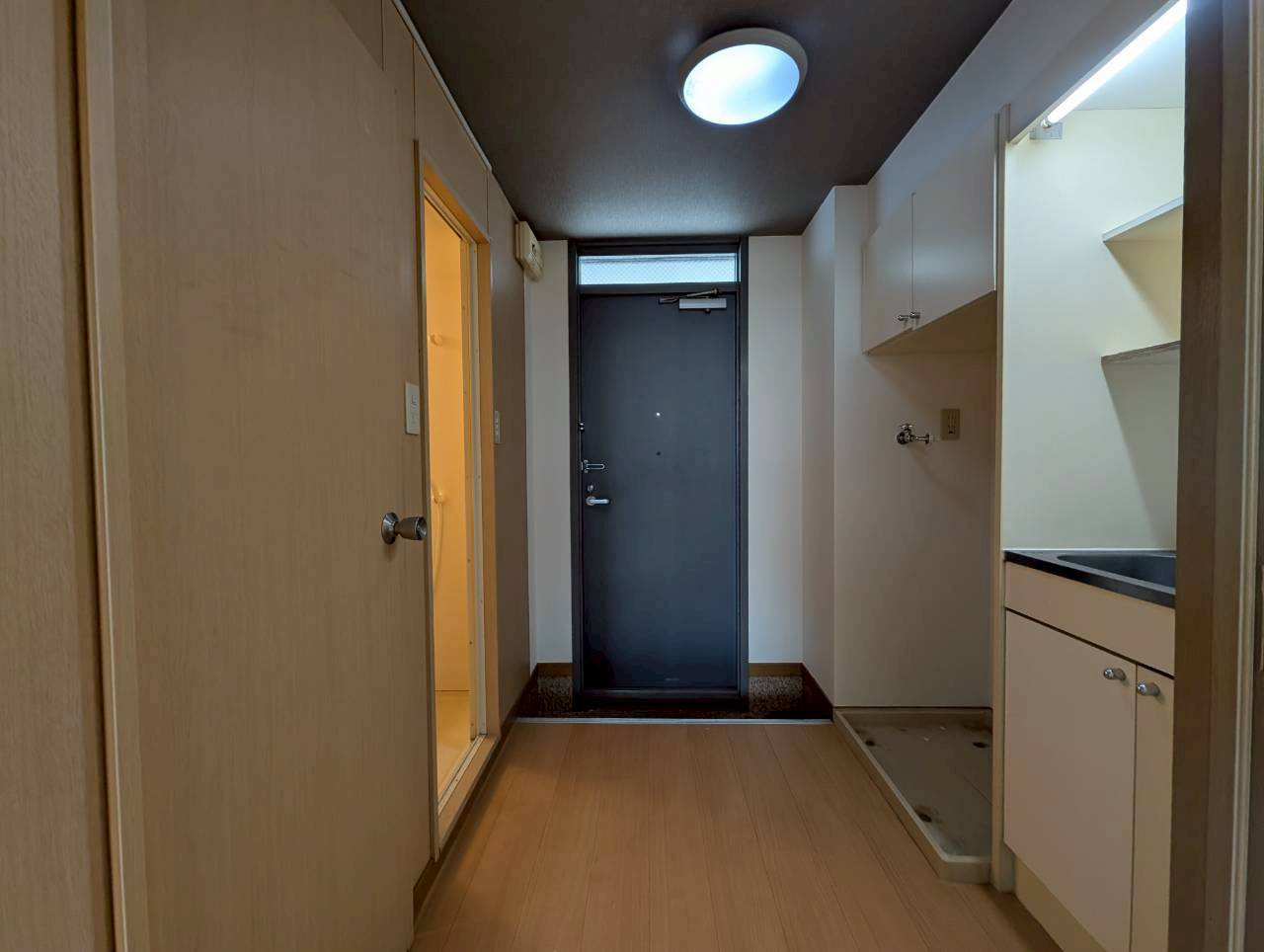 南花屋敷エイティーンハウスの内装