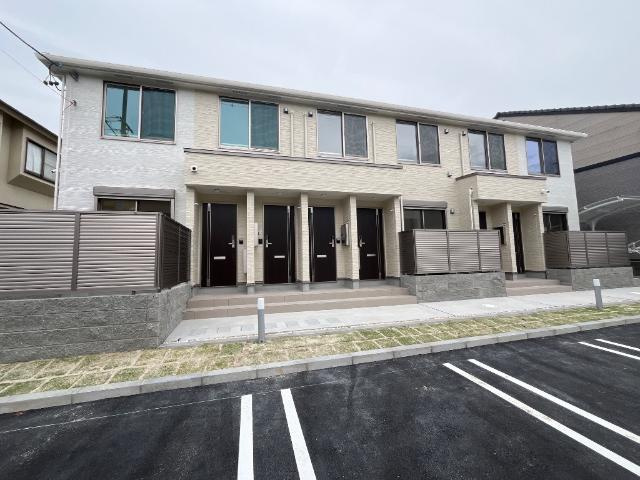 エイプリル　ハウス