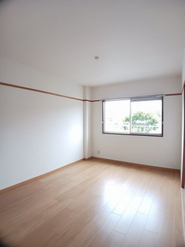 エルディム高木の内装