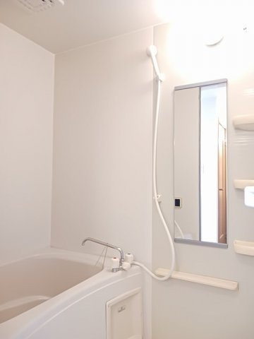 ソレアードＢの浴室