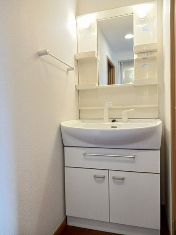 ソレアードＢの洗面所