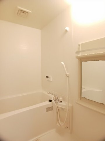 セントラルヒルズⅠの浴室