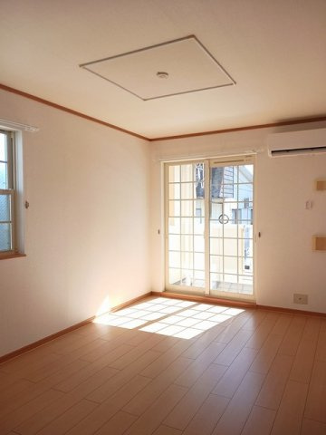 Ｆｌｏｗｅｒの居間・リビング