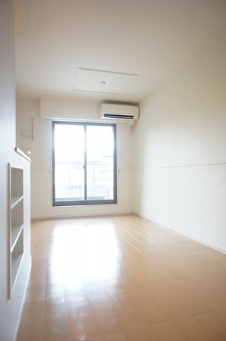 メゾン・ヴェルファイアⅤの居間・リビング