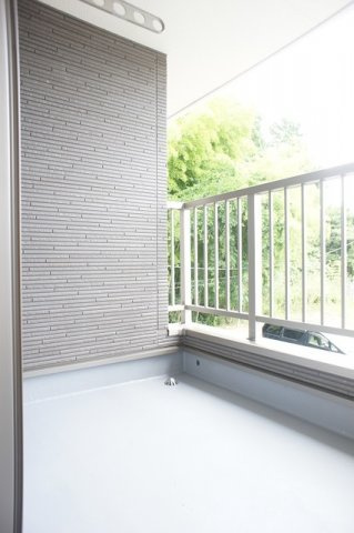 メゾン・ヴェルファイアⅤのバルコニー