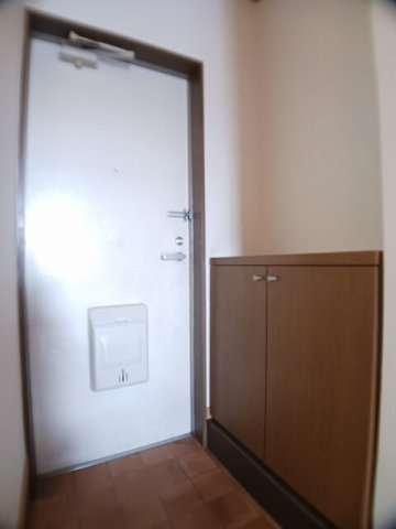 マリンシティＳＨＩＯＤＡ　Ａの玄関