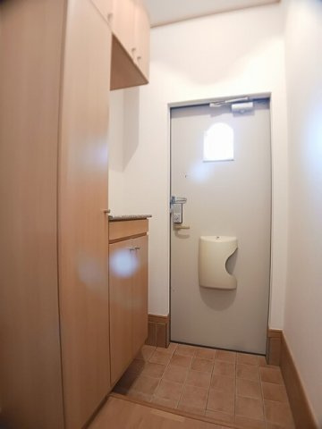 ラフレシール・ノーヴァ　Ｂの玄関