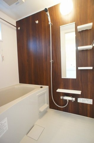 アルカンシェルＡの浴室