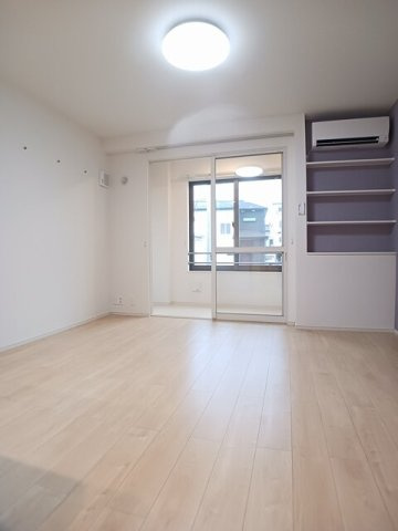 ベイサイド松屋の居間・リビング