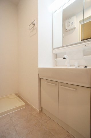 カーザ・フィオーレ錦　Ⅰの洗面所