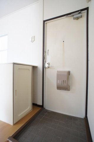 サンシャイン山野辺Ａの玄関
