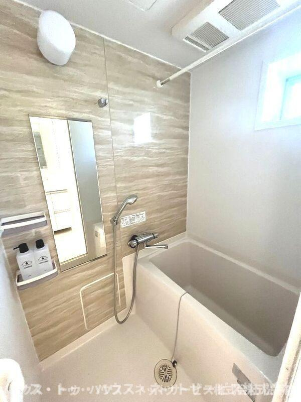 Ｇｌａｎｚ新松戸の浴室