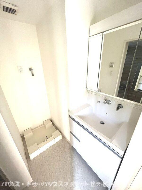 Ｇｌａｎｚ新松戸の洗面所