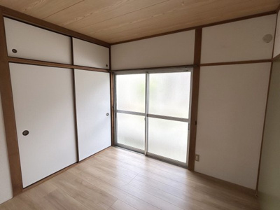 【寝室】 | 渡辺戸建