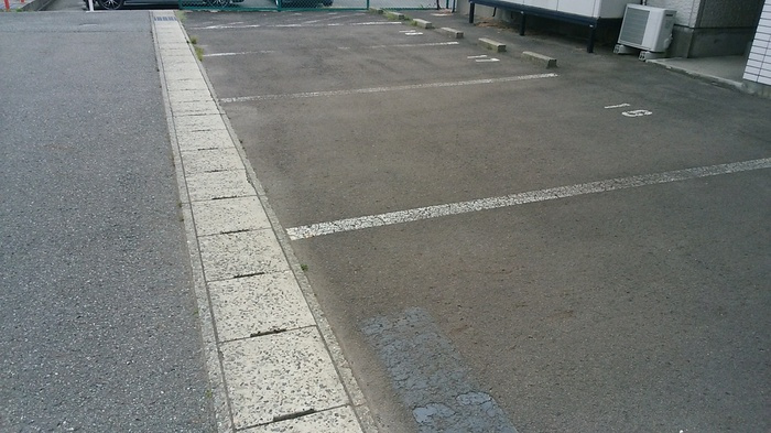 ラフィネ九の駐車場|駐車場です