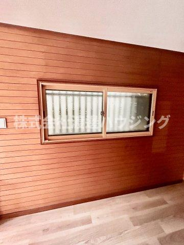 立花町３丁目一戸建のその他|窓
