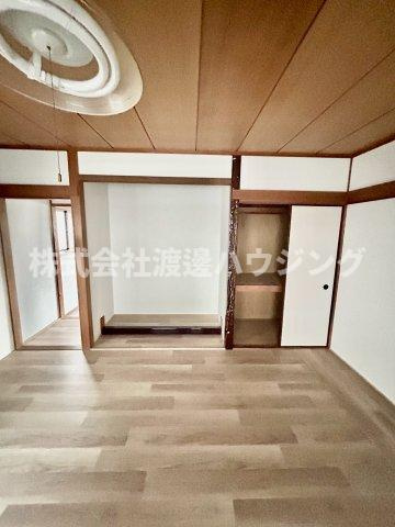 立花町３丁目一戸建の収納