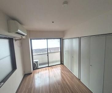 ランドフォレスト横浜蒔田の居間・リビング