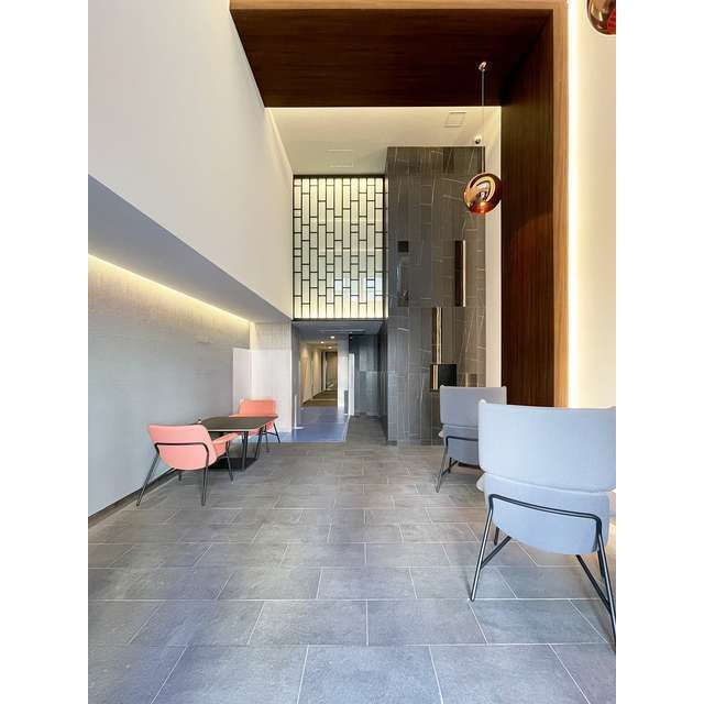 ルフォンプログレ浅草入谷のロビー