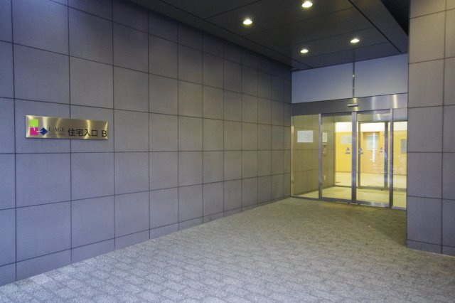 【エントランス】