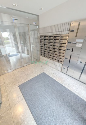 【エントランス】 | リヴィエルバーグ西大島