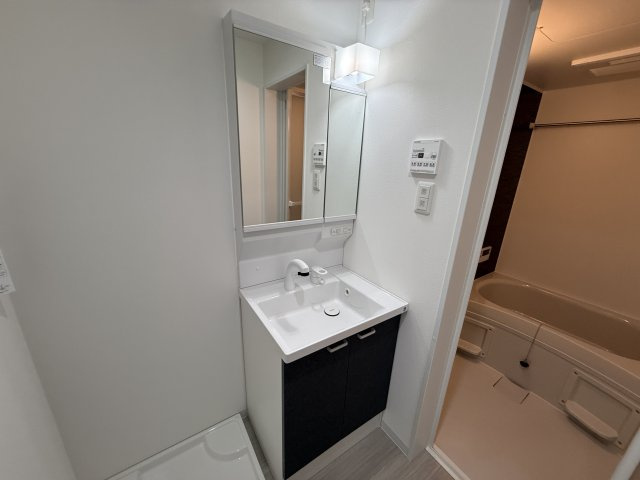 クレセル利倉東Ⅱの独立洗面台