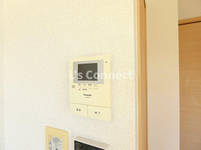 【セキュリティ】 | セレノ・カーサ | 突然の来客もＴＶモニターホンでしっかり確認。