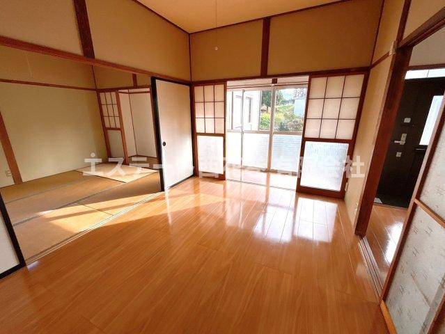 若葉町　菅原貸家の居間・リビング